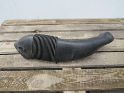 13718514007 Впускний канал Корпусу Повітряного фільтра BMW X5 F15 X6 F16 / AW01069