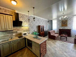 2- кімнатна, вул. Жилянська 118, Шевченківський.