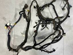 240233KA0A - Проводка подкапотная на Nissan Pathfinder R52