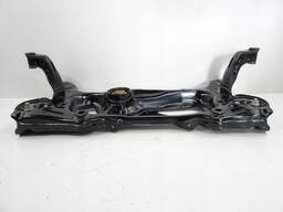 3Q0199315D 3Q040153B підрамник передній балка Skoda Karoq