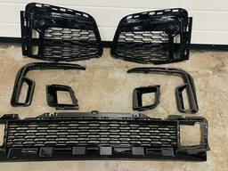51118073999 Решітка переднього бампера, нижня, центральна BMW G11/G12 LCI. ..