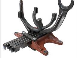 74-1702080 Корпус вилок в сб. синхрон. КПП МТЗ-920-1021 (пр-во МТЗ)