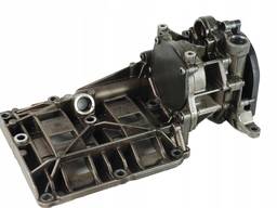 7798014 масляный насос BMW X1 E84, X3 E83 18d.