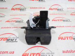 81230D3000 Замок кришки багажника з кожухом 5-pin для KIA Sportage IV
