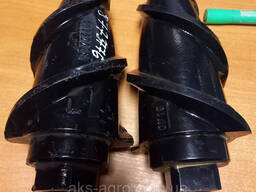 8773776 Шнечок лівий кукурудзяної жатки 2208 87021344 86611529 87737770 Case CNH