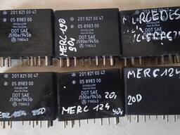 A2018210147 2018210047 A2018210247 2018210247 05898300 реле поворотов Mercedes
