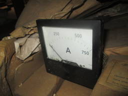 Амперметр М381 750 А