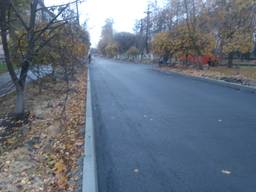 Асфальтирование автодорог.