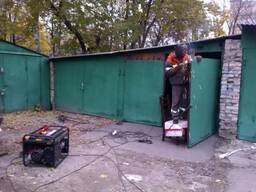 Ремонт ворот. Сварщик. Газосварщик. Генератор.