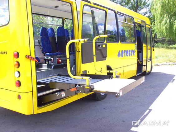 Автобус шкільний АТАМАN D093S4 з можливістю перевезення школярів з обмежен