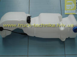 Бачок склоомивача IVECO 504054336