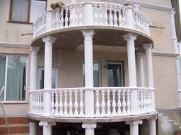 Балкон на Колону