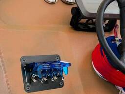 Блок із вимикачами тумблерними на 3 канали синій 95х65 мм