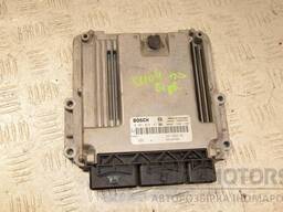 Блок управления двигателем Renault Clio (IV) 2012 0281019147 454233