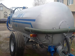 Бочка навозу МЖТ-8 одноосна вакумна з розкидачем