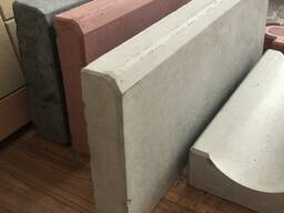 Бордюр тротуарный садовый вибролитой.