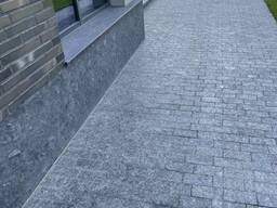 Брусчатка гранитная пиленая , термообработаная, лабродорит