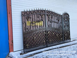 Бюджетный забор, ворота с ковкой, кузня