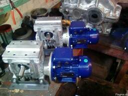 Червячные редукторы и мотор-редукторы