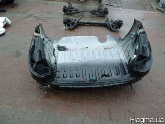 Четверть,Задня частина машины Peugeot 206 2009-2012