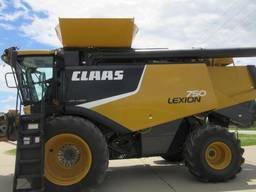 CLAAS LEXION 750 (2013)