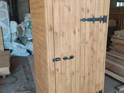 Дачний туалет з деревини
