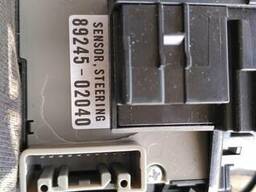 Датчик угла поворота рулевого колеса 89245-02040 на Toyota A