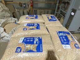 Деревна гранула, світла