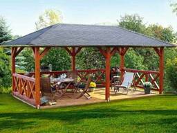 Деревянная прямоугольная садовая беседка