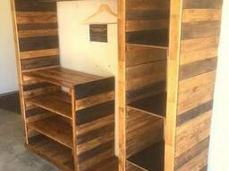 Шкаф из деревянных поддонов
