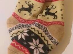 Детские утепленные тапки-носки с силиконовыми вставками на подошве.23-24