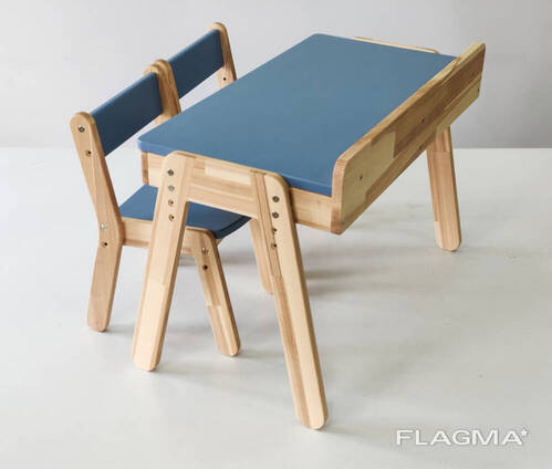 Детский столик с выдвижными ящиками и два стульчика Tatoy для детей 2-7 лет Темно-синий