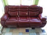 Диван-реклайнер кожаный - фото 1