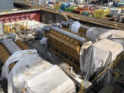 Дизельного двигателя-генератора 6шт