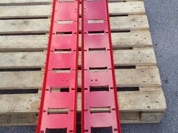 Дно высевающего аппарата Комплект (правый левый) сеялки СЗ