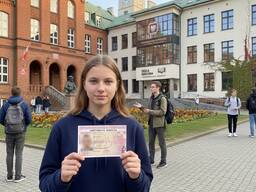 Допомога в оформленні документів для роботи у Польщі