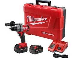 Дрель-шуруповерт Milwaukee M18 2603-22.