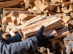 Дрова колоті