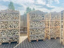 Дрова колоті Chopped firewood
