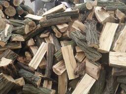 У нас можна купити дрова колоті