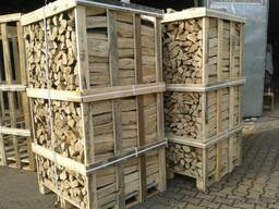 Предлагаем колотые дрова твердых пород в ящиках от 1000 гривен куб.