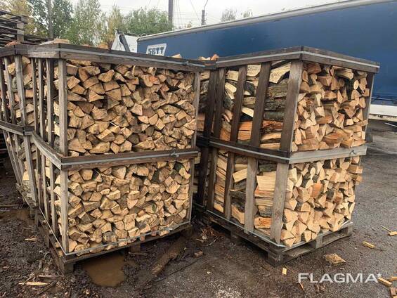Дрова рубані