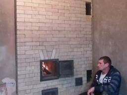 Дровяная печь каменка для бани из кирпича.