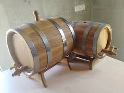 Дубова бочка, зберiгання напою, до 180 л.