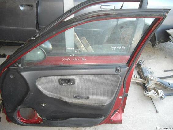 Дверь передняя правая Honda Civic (1991-1995)
