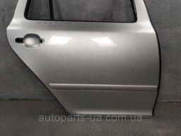 Дверь задняя правая Skoda Octavia A5 универсал 2004-2013 1Z9833056