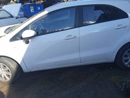 Дзеркало ліве Kia Rio 11-15 рік 5PIN, 876101W040