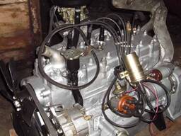 Двигатель ГАЗ52 , погрузчика львовского БТР полной комплектности (с навесным оборудованием