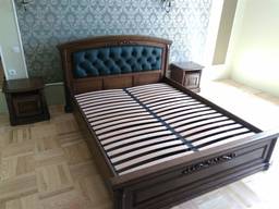 Ліжко з натуральної деревини дуба