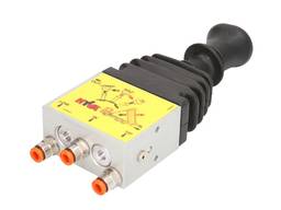 Джойстик поднятия кузова самосвала HYVA